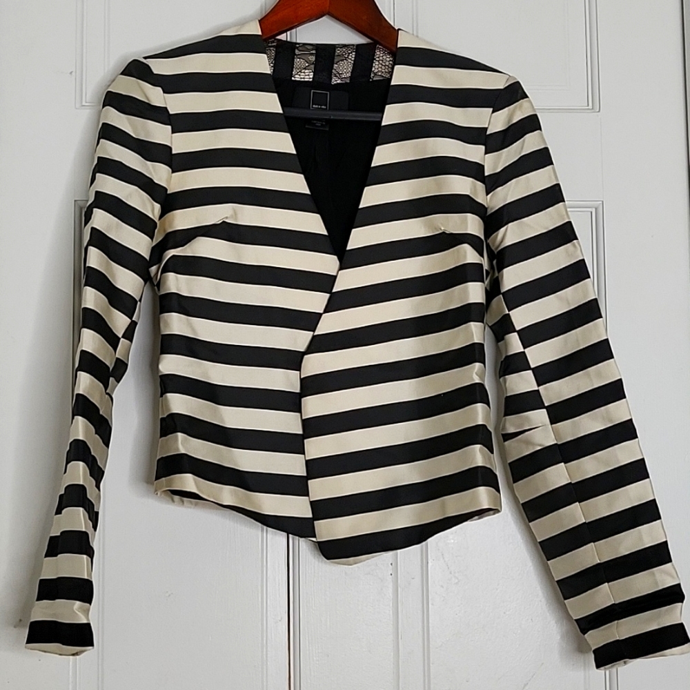 Dolce Vita Sain Stripped Cropped Blazer